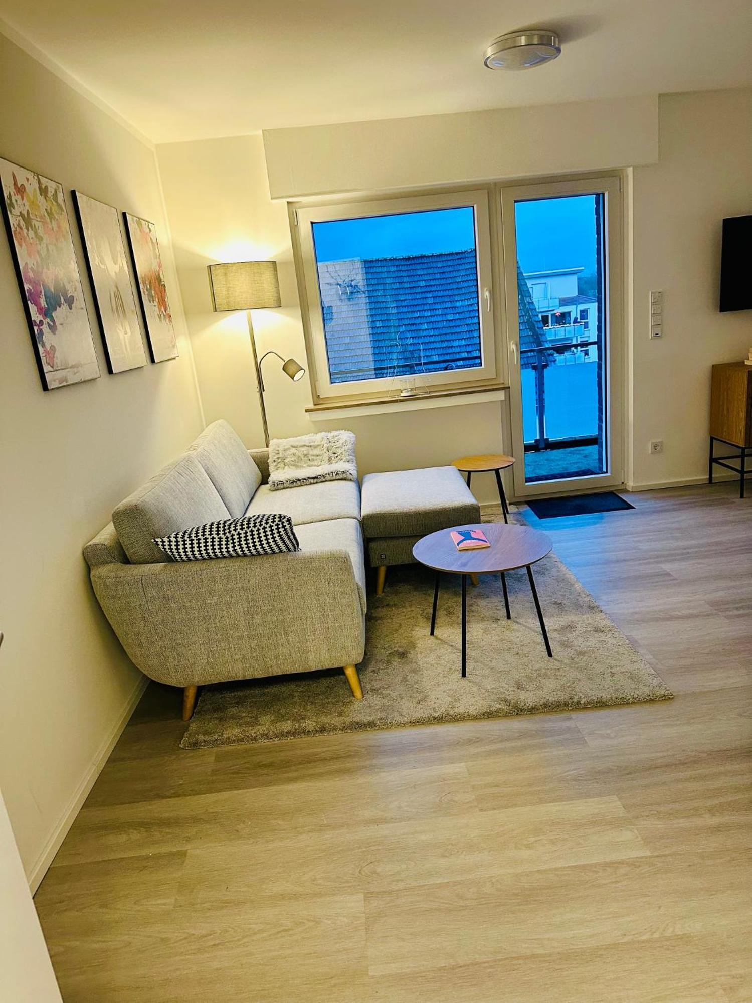 Rheinnest , Neue Und Gemuetliche Wohnung Дормаген Экстерьер фото